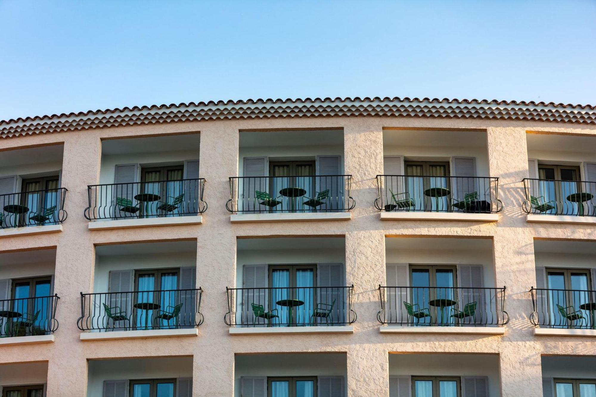 Hotel Du Parc Cavalaire Sur Mer Bagian luar foto